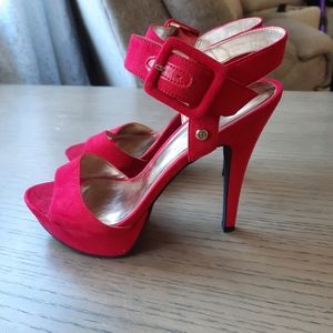 Guess high heels size 7,5